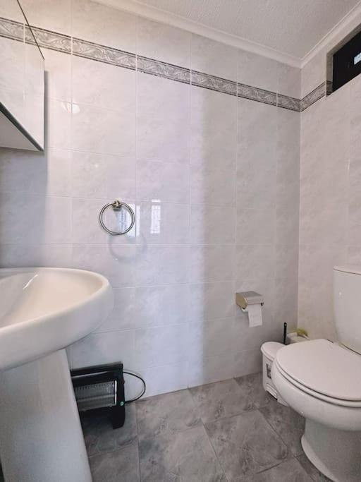 Glyfada Grand Residence Афины Экстерьер фото